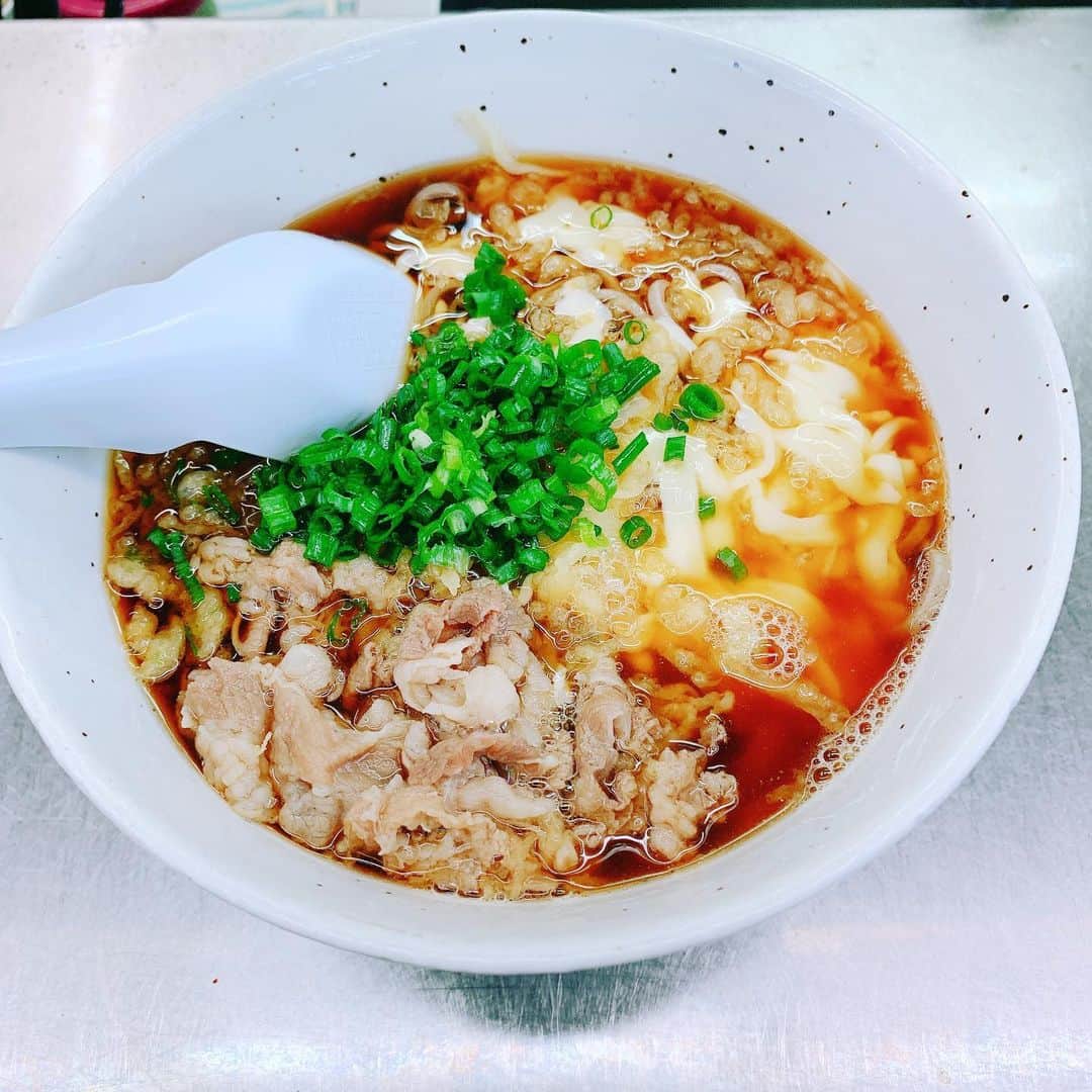 のインスタグラム：「富士見そば  #静岡駅 #駅そば #チーズ蕎麦 #チョコナナ」