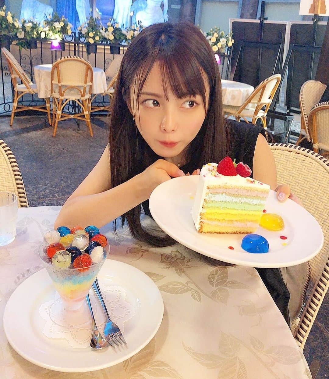 のインスタグラム：「すんごい映えなやつ 🍰  #映え #清水翔太さんのライブ後 #カフェ」