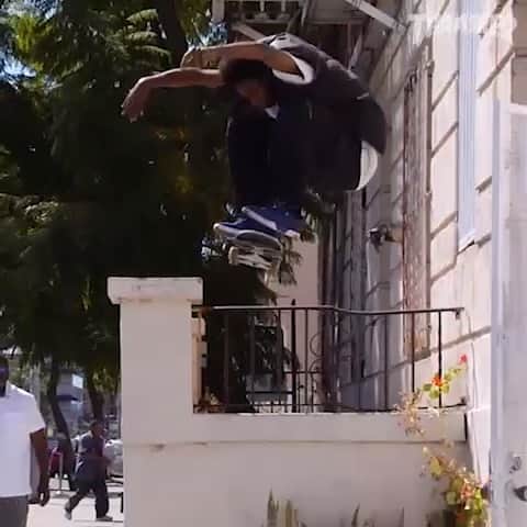 スラッシャーのインスタグラム：「👉🏽 @ishcepeda’s ‘Get 2 Scrolling’ part is LIVE on ThrasherMagazine.com 📡」