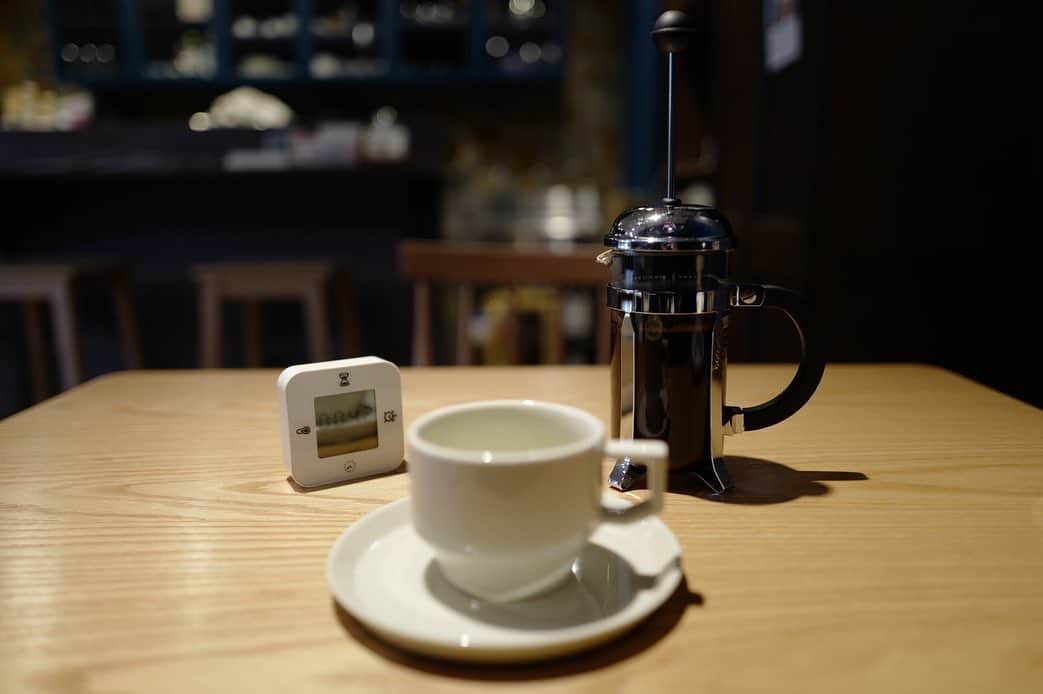 石井輝明さんのインスタグラム写真 - (石井輝明Instagram)「北海道カフェ。 今日は幕張終わってから、麒麟田村さんのYouTubeチャンネルの撮影でした。 アクティブに動きました。 またアップされたら言います。  #円豆珈琲 #cafe #coffee #北海道カフェ #札幌カフェ #カフェ芸人 #北海道カフェは今回これだけ #石田珈琲店さんに行けなかったことが心残り #でもそれはまた来年のお楽しみ #来年でなくても機会があれば #いいカフェいっぱい #どこ行くのも楽しみ #そこにカフェがあるから」9月17日 23時28分 - comandanteishii