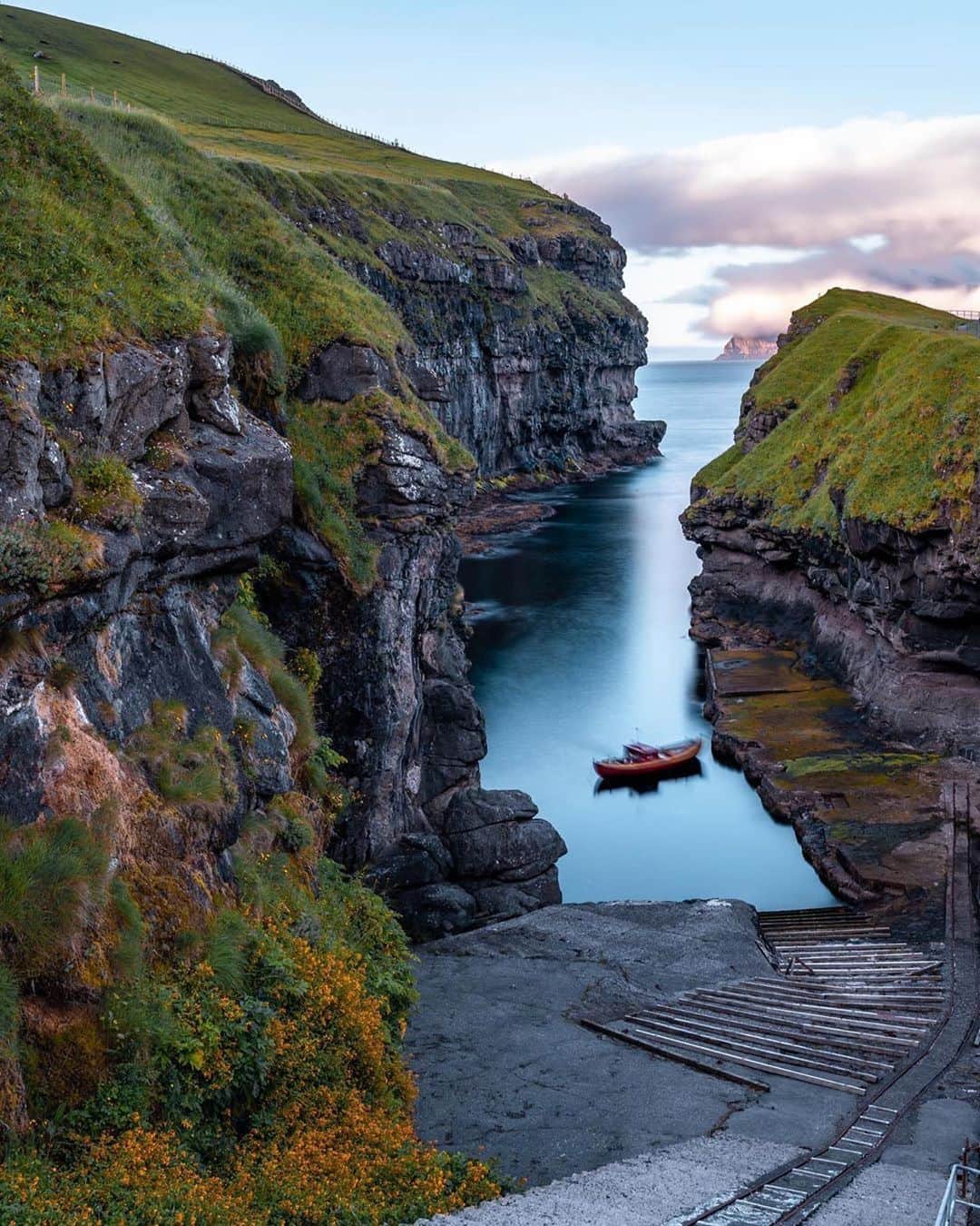 Lonely Planetのインスタグラム：「Today's #lonelyplanet regram comes from @matdave94 who snapped this image of Gjógv, a village located on the northeast tip of the island of Eysturoy, in the Faroe Islands. -- We love sharing your travel shots! Tag them with #lonelyplanet for a potential feature.」