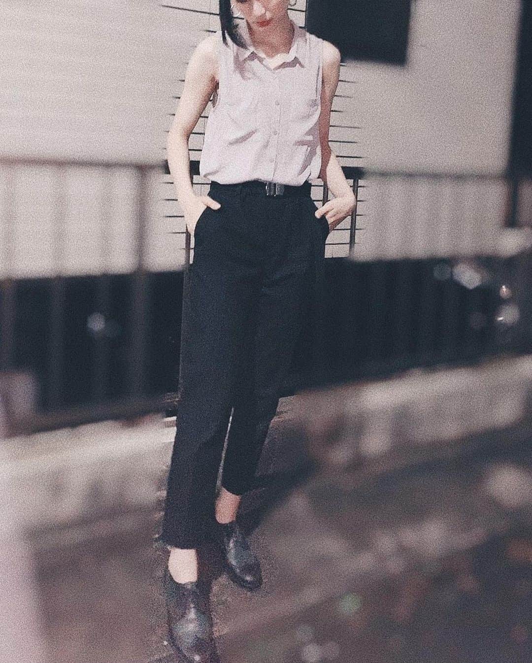 小林玲さんのインスタグラム写真 - (小林玲Instagram)「.﻿ ﻿  しふーく✌︎✌︎✌︎﻿ ﻿ ﻿ #fashion #coordinate ﻿ #tops #hm #pants ﻿ #uniqlo #shoes #randa ﻿ #japan #japanesegirl ﻿ #girl #me #black ﻿ #gray  #instagood ﻿ #instagramjapan ﻿ #hairstyle #私服」9月17日 23時59分 - rei.kobayashi
