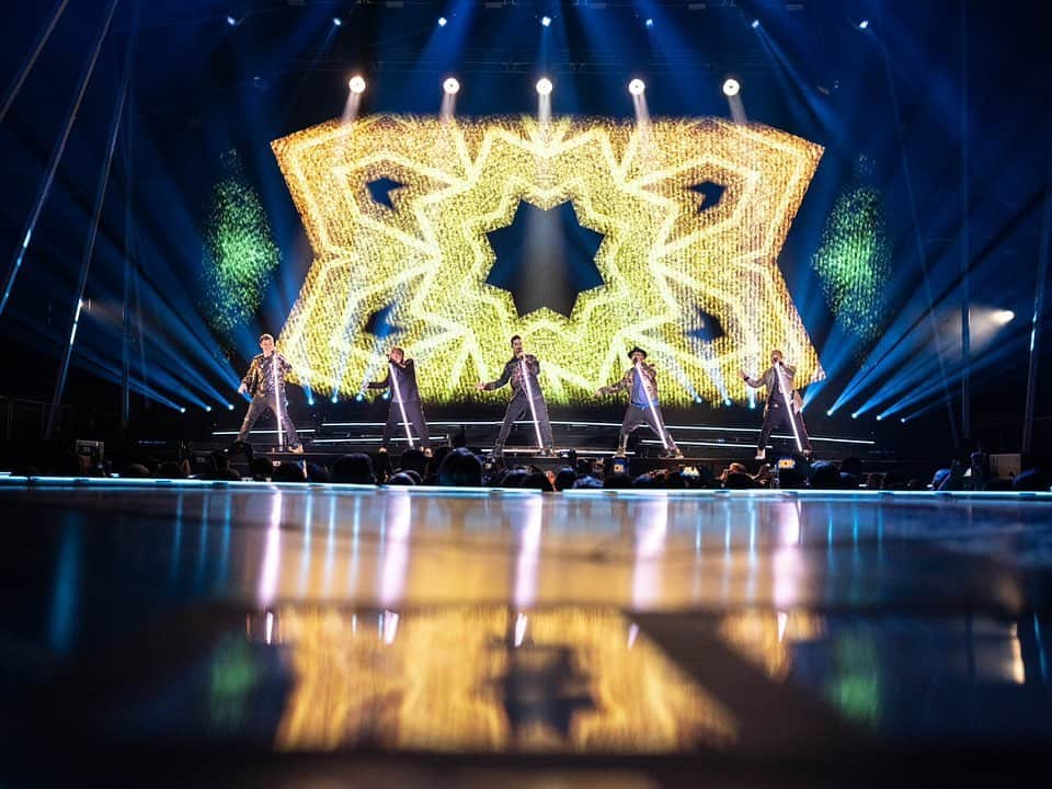 backstreetboysさんのインスタグラム写真 - (backstreetboysInstagram)「Until next time, New Jersey 🖤 #BSBNEW #DNAWorldTour」9月18日 0時09分 - backstreetboys