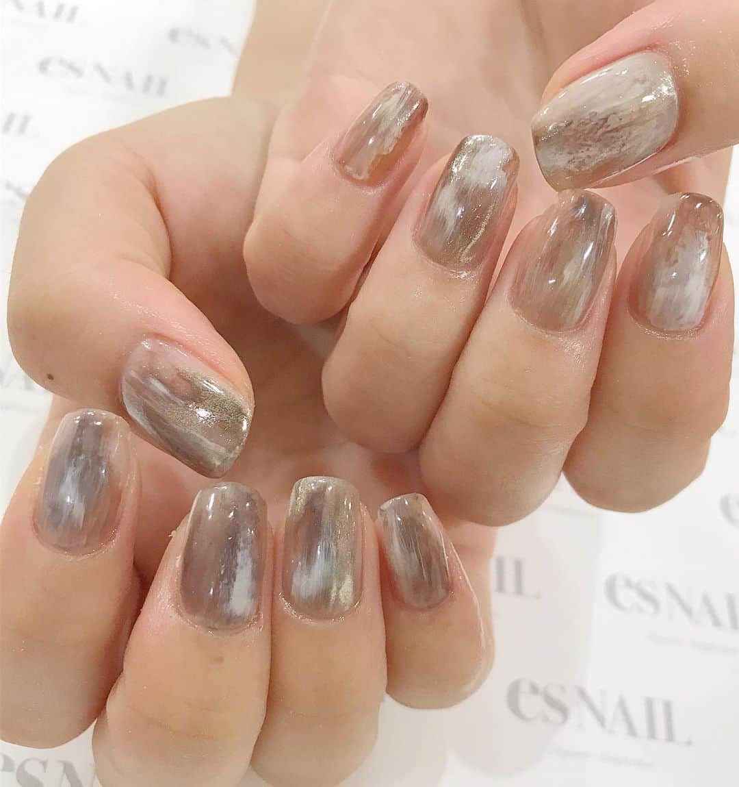 Esnailさんのインスタグラム写真 Esnailinstagram スワロフスキーでキレイめに Nail Nails Nailart Naildesign Esnail Esnail Shibuya Gelnail ネイル エスネイル ジェルネイル Esネイル ネイルデザイン 美甲 Tokyo Shibuya Newnail 渋谷店 新宿店 吉祥寺店