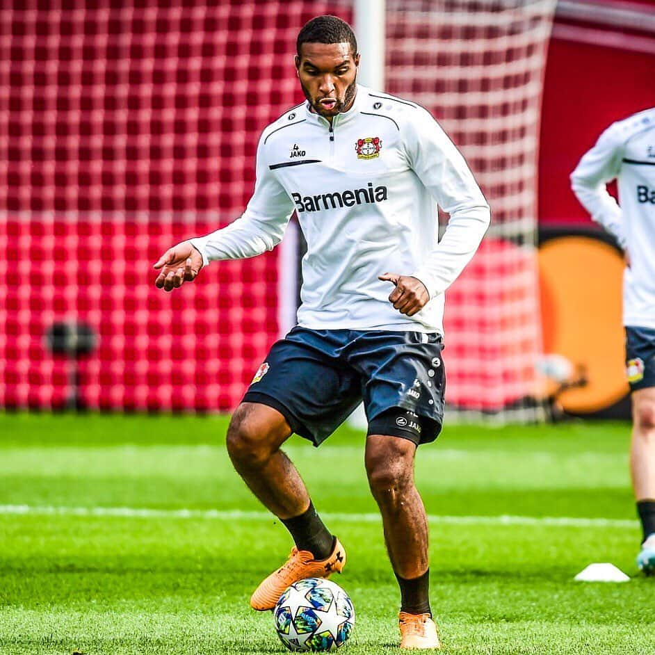 ヨナタン・ターさんのインスタグラム写真 - (ヨナタン・ターInstagram)「Morgen! 💪🏾 BayArena! 🏟 Flutlicht! 🤩 Hymne! 🎼 Champions League! 🔙🌟 @championsleague @bayer04fussball #WeWill #dieuestaucontrôle #B04FCLM」9月18日 0時44分 - jonathantah_