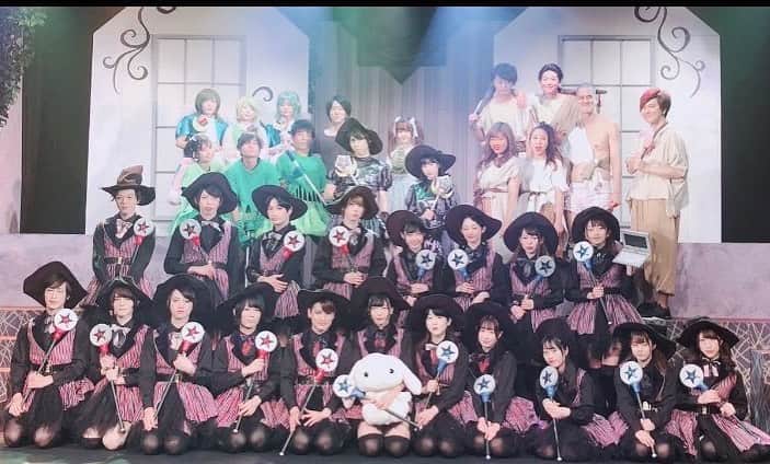小野早稀のインスタグラム：「魔法少女マジカルジャシリカ マジカル零-ZERO- 全１６公演ありがとうございました🎀💓 らぶりに出会えて、沢山の挑戦をさせて頂きました✨ 学校みたいでとっても楽しかったなぁ…！」