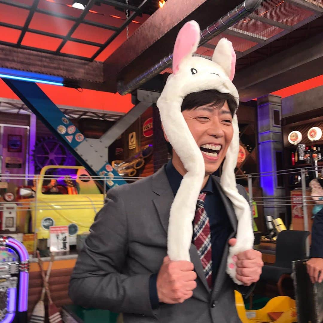 日本テレビ「ウチのガヤがすみません！」さんのインスタグラム写真 - (日本テレビ「ウチのガヤがすみません！」Instagram)「#令和ポーズ #後藤 バージョン㊙️ 放送では流れませんでしたが、後藤さんも答えてました😜✨ . 罰ゲームは…うさ耳🐰💕 . #ウチのガヤがすみません #ウチガヤ  #豪華ゲストとガヤ芸人 #ガヤ芸人オフショット #芸人  #フワちゃん #若者 #流行り #プリクラ  #フットボールアワー #フットボールアワー後藤  #後藤輝基」9月18日 0時49分 - uchino_gaya