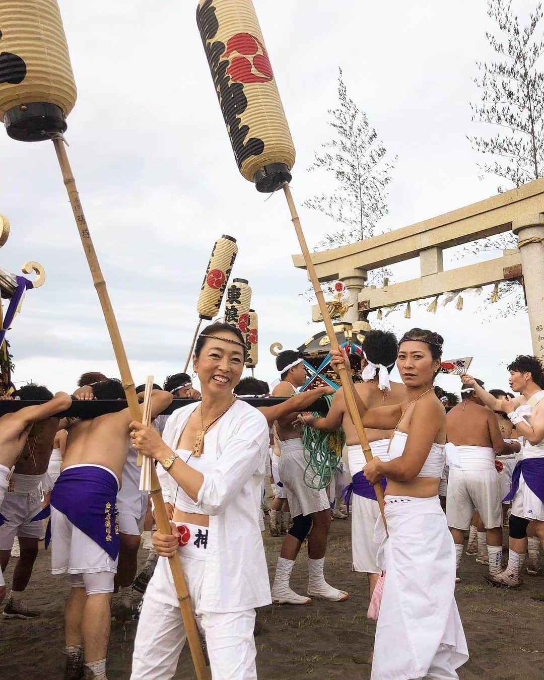 岡部亜紀さんのインスタグラム写真 - (岡部亜紀Instagram)「上総十二社祭り⛩ 台風の被害で皆んな大変だったけど無事終わりました🙏🏽✨」9月18日 1時26分 - akiokabe