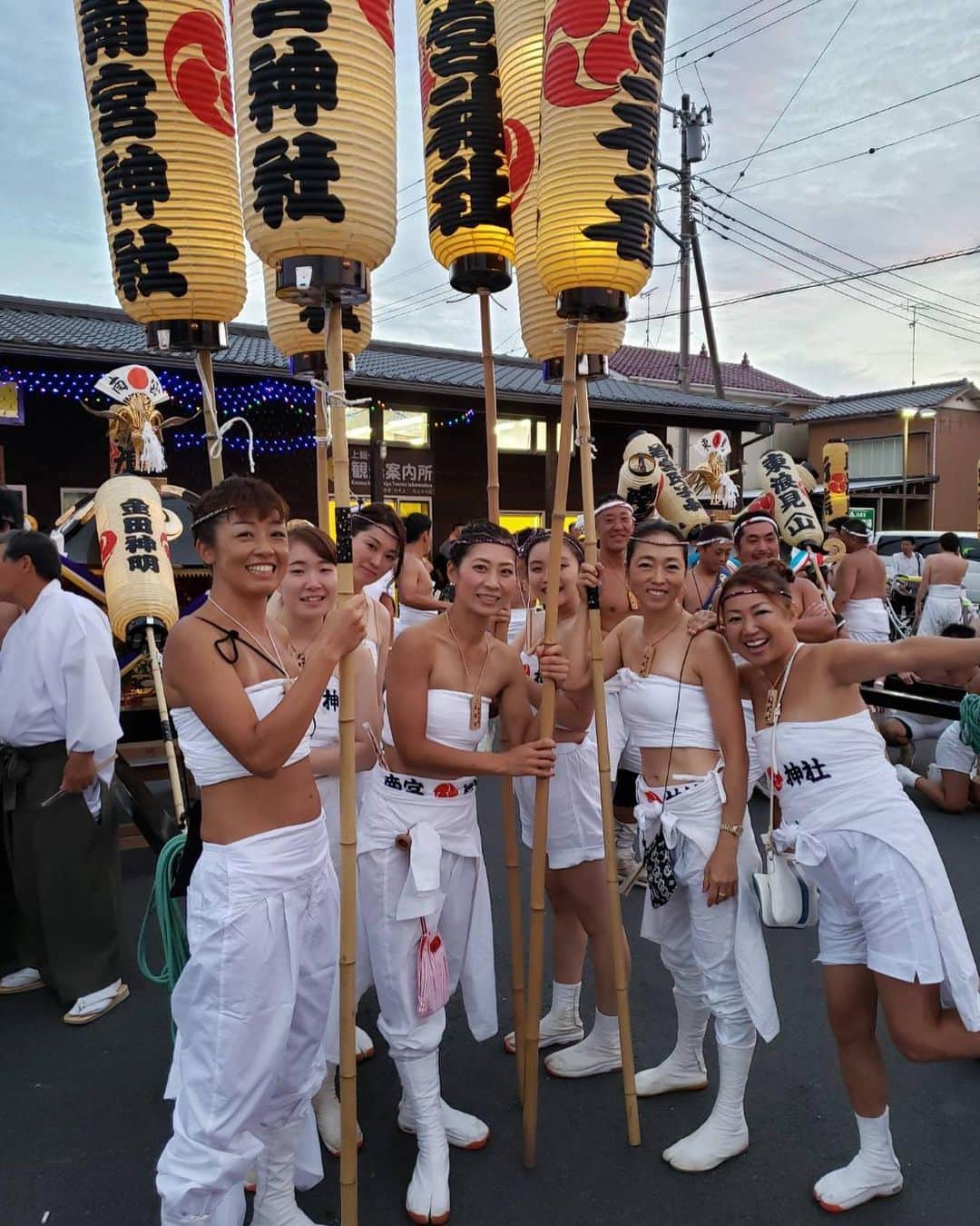 岡部亜紀さんのインスタグラム写真 - (岡部亜紀Instagram)「上総十二社祭り⛩ 台風の被害で皆んな大変だったけど無事終わりました🙏🏽✨」9月18日 1時26分 - akiokabe