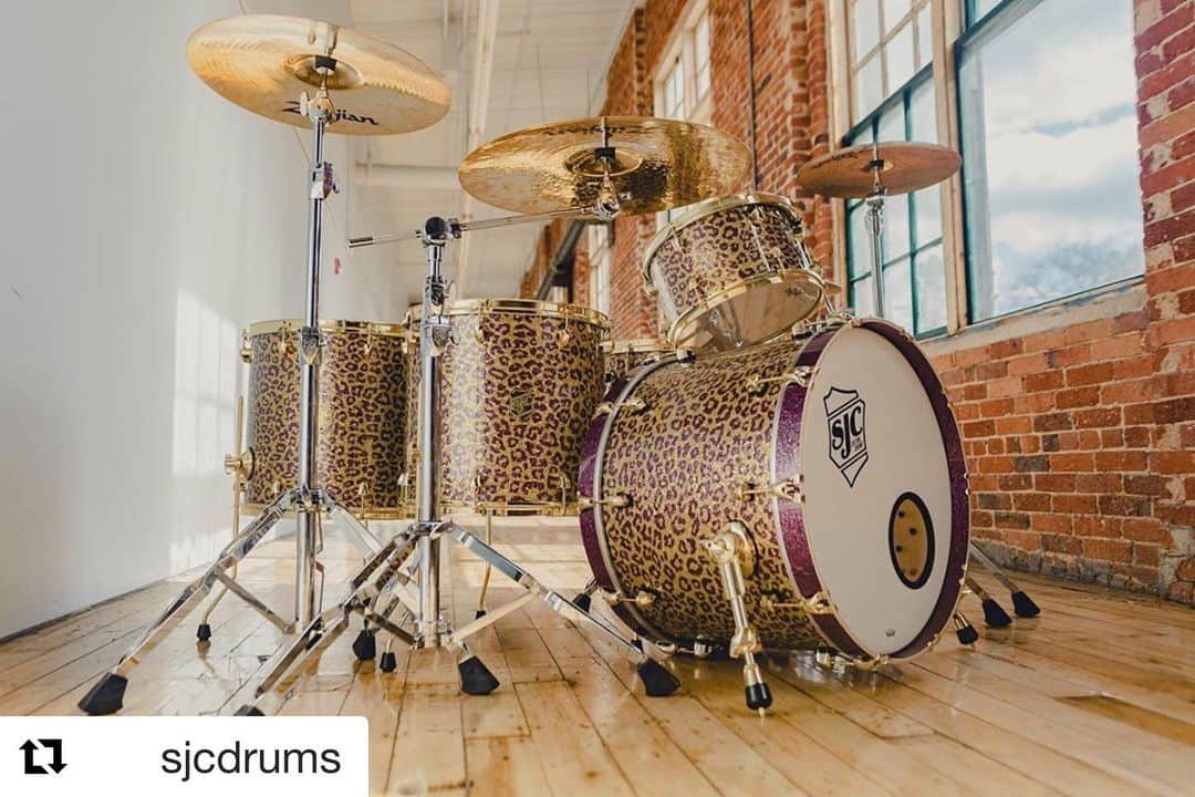トレ・クールのインスタグラム：「I love this drumset! My favorite EVER!  Thanks SJC!!!! #Repost @sjcdrums ・・・ And here it is... @trecool @greenday NEW kit!!! Tré went with his classic 13", 16", 18", 22" with M5 Maple, 30° edges, and yes, a complete purple and gold glitter leopard print with brass hardware! Can't wait to see them on the Hella Mega Tour! TAG FRIENDS! www.sjcdrums.com」