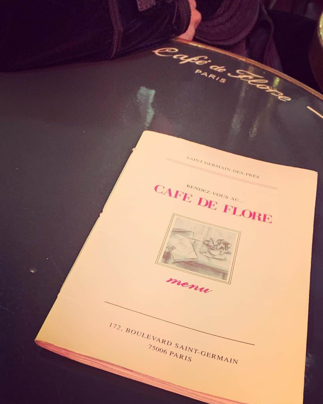 風間ゆみえのインスタグラム：「締めはCafe de Flore。笑」