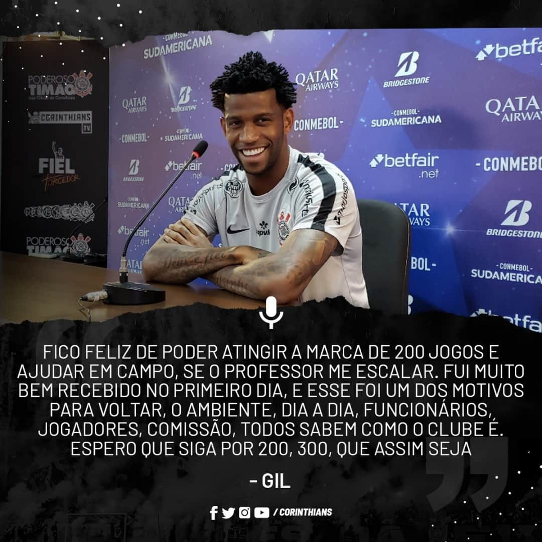 コリンチャンスさんのインスタグラム写真 - (コリンチャンスInstagram)「Prestes a completar 200 jogos com o manto alvinegro, @gilzagueiro04 atendeu a imprensa 🎙 na véspera do duelo decisivo pela @sulamericana! . . #VaiCorinthians #MeuBMG #NãoÉSóPatrocínio #TimeDoPovo #Corinthians #Timão #CorinthiansTV #FielTorcedor #AFielÉFoda #UmSoCorinthians #NikeFutebol #Joli #EstrellaGalicia #UniversidadeBrasilOficial #ÉPositivo #CorinthiansÉPositivo #LoucoPotyCorinthians #PostosALE #ALEnoTimão #TODOSportiCorinthians #CartãodeTODOSCorinthians #TODOSpeloTimão⠀」9月18日 2時30分 - corinthians