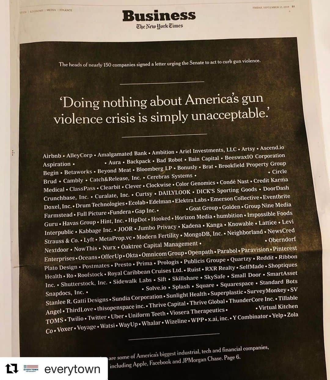 ジュリアン・ムーアさんのインスタグラム写真 - (ジュリアン・ムーアInstagram)「We can all do better.  Thank these business owners by doing business with them! #Repost @everytown with @get_repost ・・・ ICYMI: Last week, 145 business leaders representing some of the nation’s leading corporations sent a joint letter to the U.S. Senate urging lawmakers to pass a bill to require background checks on all gun sales and a strong Red Flag law. The experts on America's consumers are speaking, and our elected officials should listen. 💪⁠⠀ ⁠⠀」9月18日 3時27分 - juliannemoore