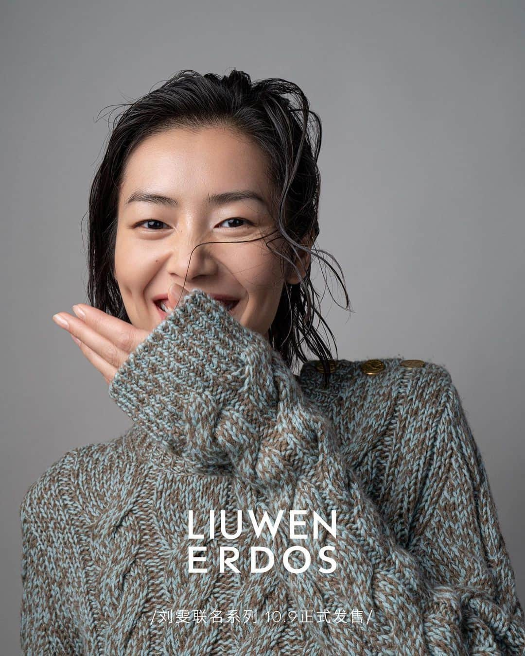 リウ・ウェンさんのインスタグラム写真 - (リウ・ウェンInstagram)「Second LIU WEN x Erdos collection just launched this week. Thank you to everyone who supported the first capsule! ❤️」9月18日 4時53分 - liuwenlw