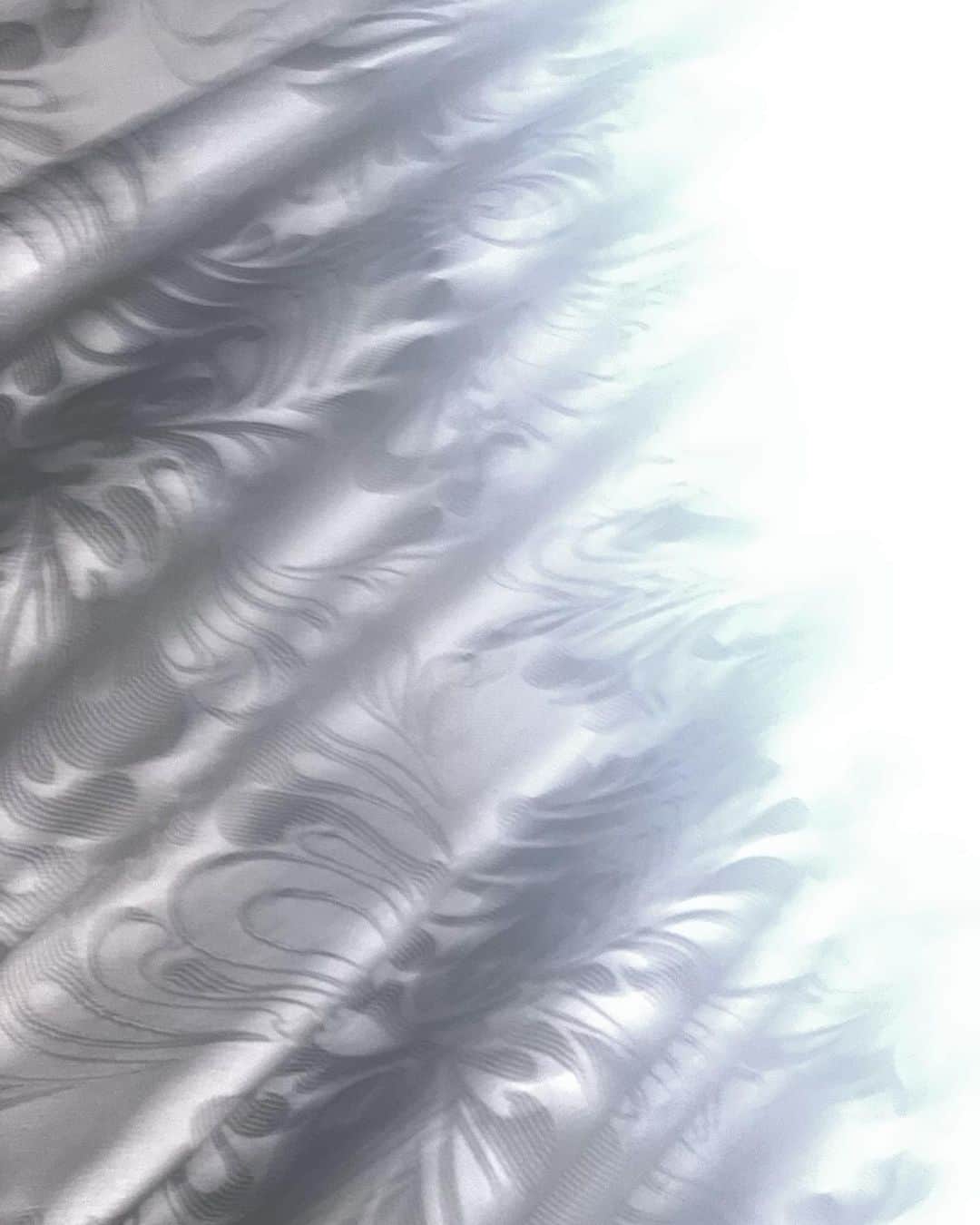 澤田友美さんのインスタグラム写真 - (澤田友美Instagram)「. 間違って写ってたカーテンが謎に綺麗😴」9月18日 9時31分 - tomomi__sawada
