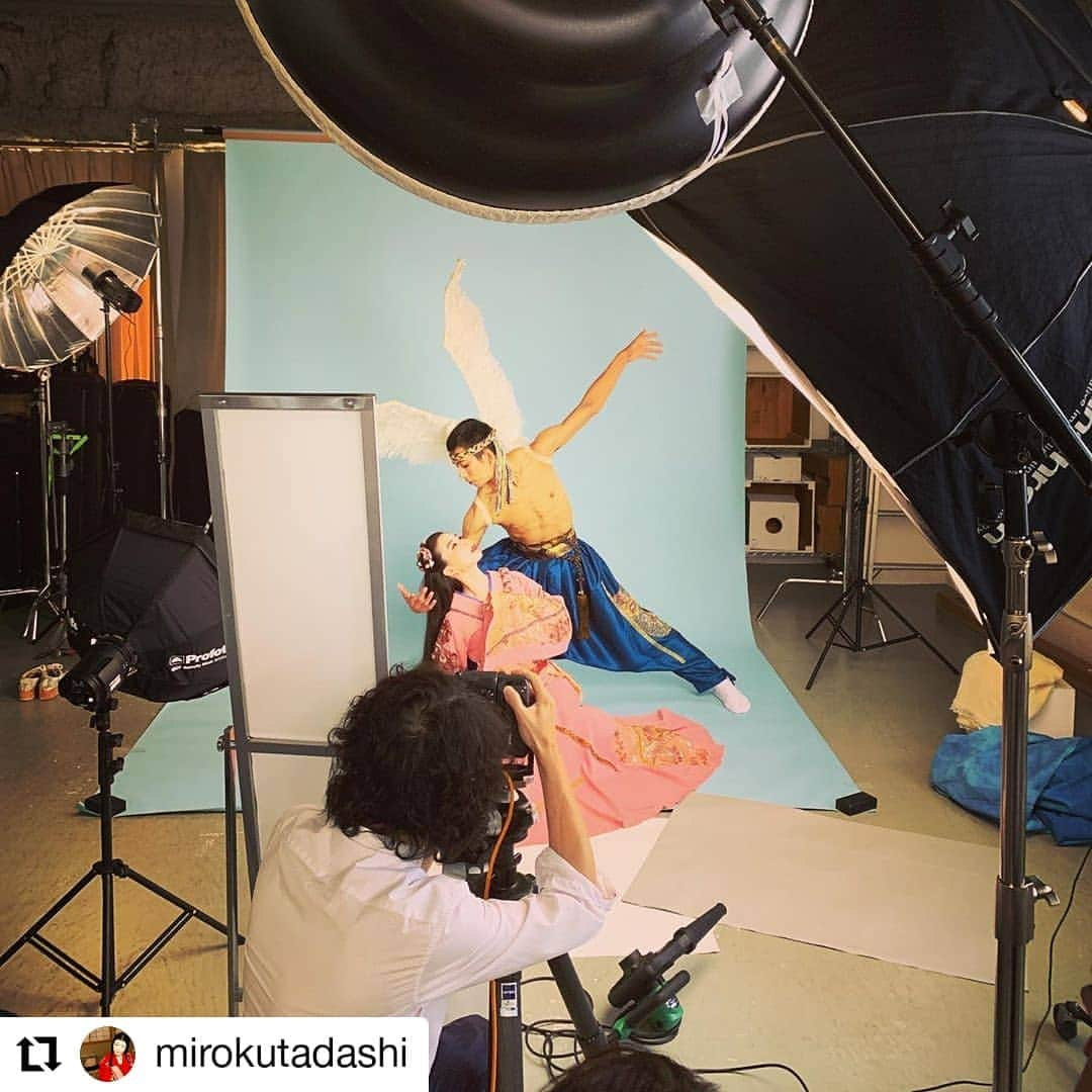 花柳凜さんのインスタグラム写真 - (花柳凜Instagram)「#Repost @mirokutadashi • • • • • • 紀尾井ホール バロックオペラ絵巻《アモーレとプシケ》 プシケ役の花柳凜さんとアモーレ役の白髭真二さんにご参加頂き、スチール撮影が行われました。http://www.auray2.com/ すでにめっちゃ美しい✨ http://www.kioi-hall.or.jp/info_20190903.html #紀尾井ホール #アモーレとプシケ #花柳凜 #白髭真二 #amoreepsiche #バロック音楽 #ルネサンス音楽 #日本舞踊」9月18日 11時31分 - rinhanayagi