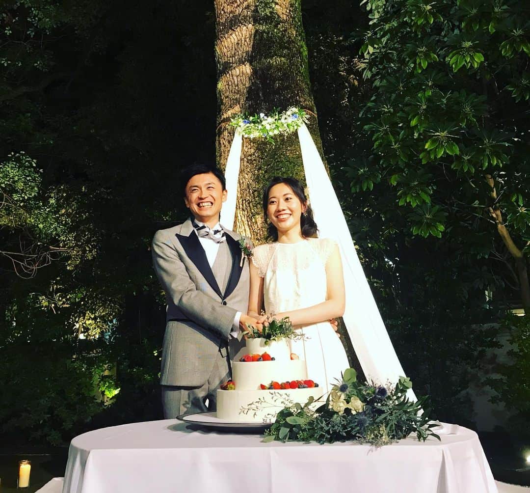 のインスタグラム：「週末、Smiles橋本翼と奈美さん。 素晴らしいひと時でした。 明るい奈美さんを得て、新しく前向きな事業プランが出てくるの待ってます^ ^ おめでとう！」