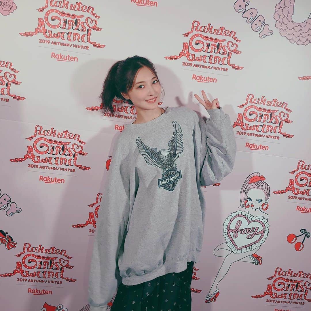 大石絵理のインスタグラム：「9/28 GIRLS AWARDです💖🍒 みんな遊びにきてね🥳 @girlsaward_official」