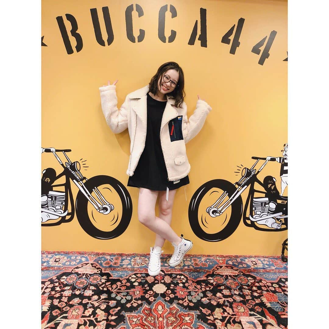 足立梨花さんのインスタグラム写真 - (足立梨花Instagram)「TKO木下さんのブランド﻿ BUCCA44に行ってきたよ〜❤️﻿ ﻿ オーバーサイズ可愛すぎ﻿ あと楽チンすぎ﻿ ﻿ 可愛いのが多くて幸せでしたぁ( ˶ˆ꒳ˆ˵ )﻿ ﻿  #bucca44 #TKO木下 さん #オーバーサイズ #ブカブカ #可愛い」9月18日 16時08分 - adacchee