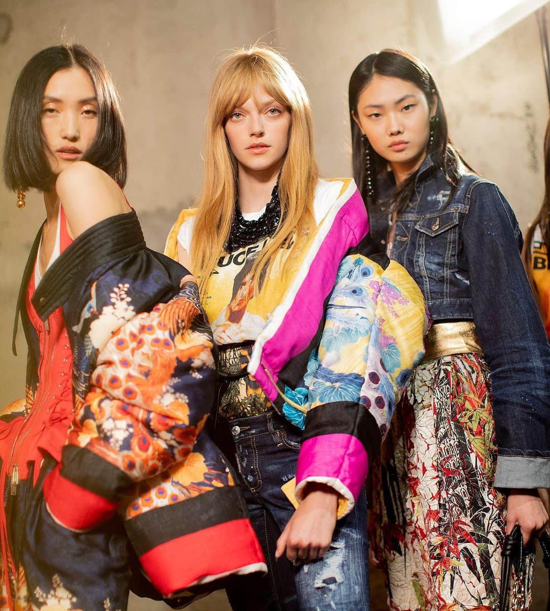のインスタグラム：「#Dsquared2SS20: 3 Angels for #RED2」