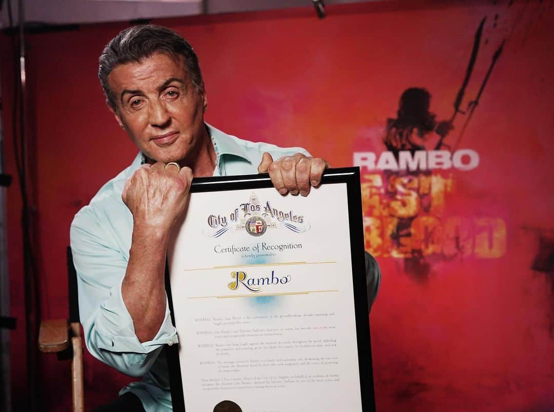 シルヴェスター・スタローンさんのインスタグラム写真 - (シルヴェスター・スタローンInstagram)「It’s officially Rambo Day! Show your love for Rambo by using #RamboDay for a chance to be featured.」9月19日 2時10分 - officialslystallone