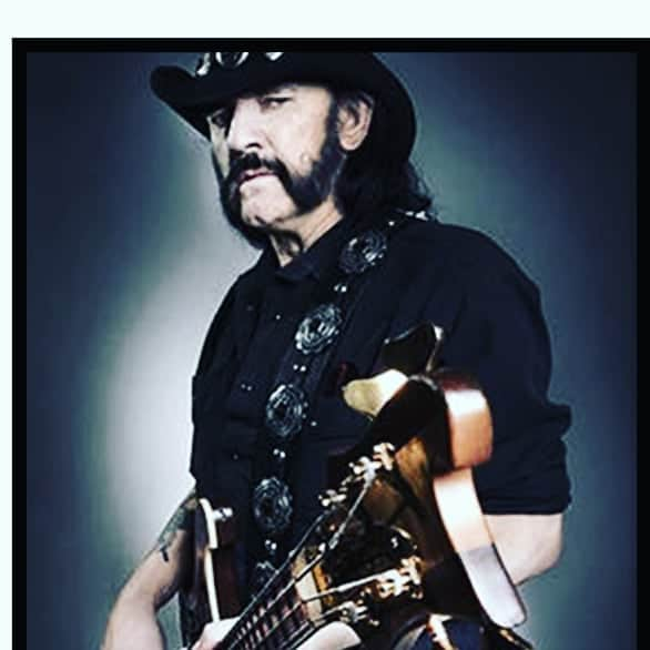 ダフ・マッケイガンさんのインスタグラム写真 - (ダフ・マッケイガンInstagram)「THESE are the straps made for Lemmy! Made by Rachael @heavyleathernyc . I showed a strap the other day that apparently was a knock-off. My apologies to the fine craftspeople who work so damn hard in this industry. I move fast and hard on tour, and the strap I showed as Lem's,  apparently was not in fact his. Photo: Lyle Waisman」9月19日 2時52分 - duffmckagan