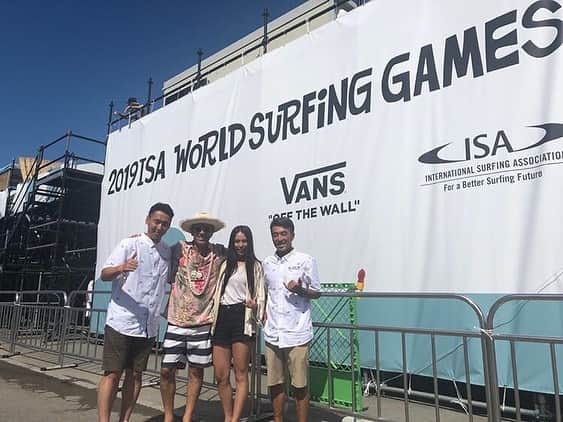 水野亜彩子さんのインスタグラム写真 - (水野亜彩子Instagram)「2019 ISA WORLD SURFING GAMES presented by VANS 9日間、日本語Web 解説として参加させて頂きました。 歴史に残る素晴らしい大会に参加する機会を作って頂いたこと、本当に感謝の気持ちでいっぱいです。 感動的なシーンが多過ぎて解説しているこちらまで、グッとくる場面が多々ありました。 自分が大好きなサーフィンを少しでも沢山の方々に伝えられるよう、これからも頑張ります！ @isasurfing @abematv  #tokyo2020 #isasurfing #surfing」9月18日 18時18分 - asakomizuno