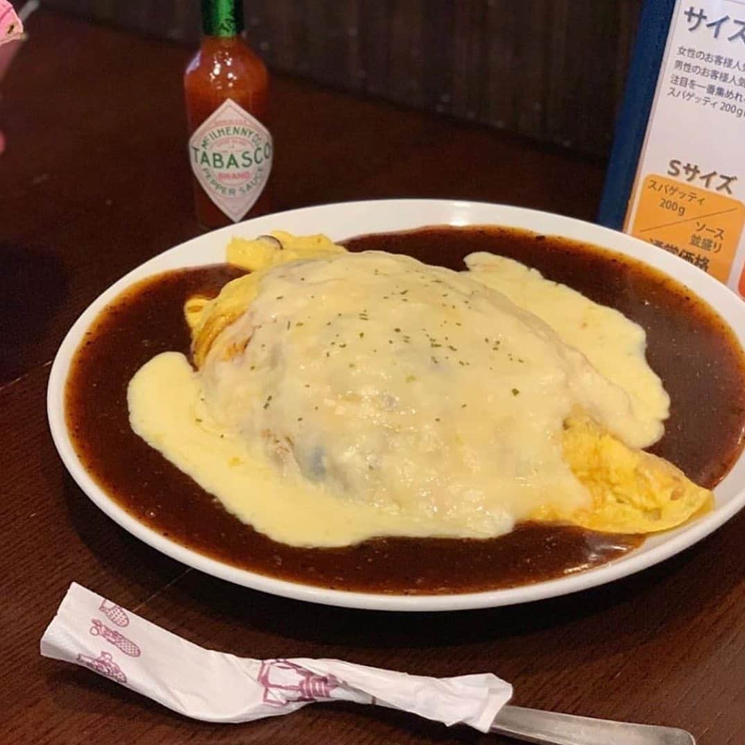 aumoグルメさんのインスタグラム写真 - (aumoグルメInstagram)「. ❤︎名古屋名物！ニューあんかけスパ🍝❤︎ . 名古屋めしで有名な"あんかけスパ"💁‍♀️にニュータイプが登場！人気店「からめ亭」で期間限定販売される"茸香るチーズオムスパ"🍄ふわっふわなオムレツとチーズの間違いない組み合わせがたまりません💕 . 写真提供 : @hinata_suukkiさん﻿﻿ 素敵なお写真をありがとうございました♡﻿﻿ .﻿﻿ . 店名：『からめ亭』 ぜひ訪れてみてくださいね。 . . あなたが撮影したベストグルメpicに﻿﻿ 「#aumo」を付けて教えて下さいっ☺︎﻿﻿﻿ あなたの投稿が紹介されるかも♪﻿﻿﻿ . aumoアプリは毎日配信！おでかけや最新グルメなどaumo読者が気になる情報が満載♡﻿﻿ ダウンロードはプロフィールのURLから✔︎﻿ (iPhone&Android版) . #からめ亭#あんかけスパ#あんかけスパゲッティ#チーズ#オムスパ#チーズグルメ#スパゲッティ#愛知#名古屋#愛知グルメ#名古屋グルメ#愛知ランチ#名古屋ランチ#愛知ディナー#名古屋ディナー#名古屋めし#人気店#ランチ部#グルメ部#나고야맛집#나고야여행#名古屋旅行#グルメな人と繋がりたい#グルメ好きな人と繋がりたい」9月18日 18時36分 - aumo_gourmet