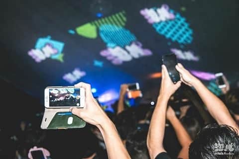 DJ Komoriさんのインスタグラム写真 - (DJ KomoriInstagram)「9.7 Sat に出演した #泡パ の異空間ぶりがすごい😂 みんながハッピーで最高に楽しいパーティーでした💯  #foamparty #djkomori #sugarbitz #bitzcam #djlife #tokyonight #tokyonightlife #clubasia #shibuyanightclub」9月18日 19時12分 - djkomori