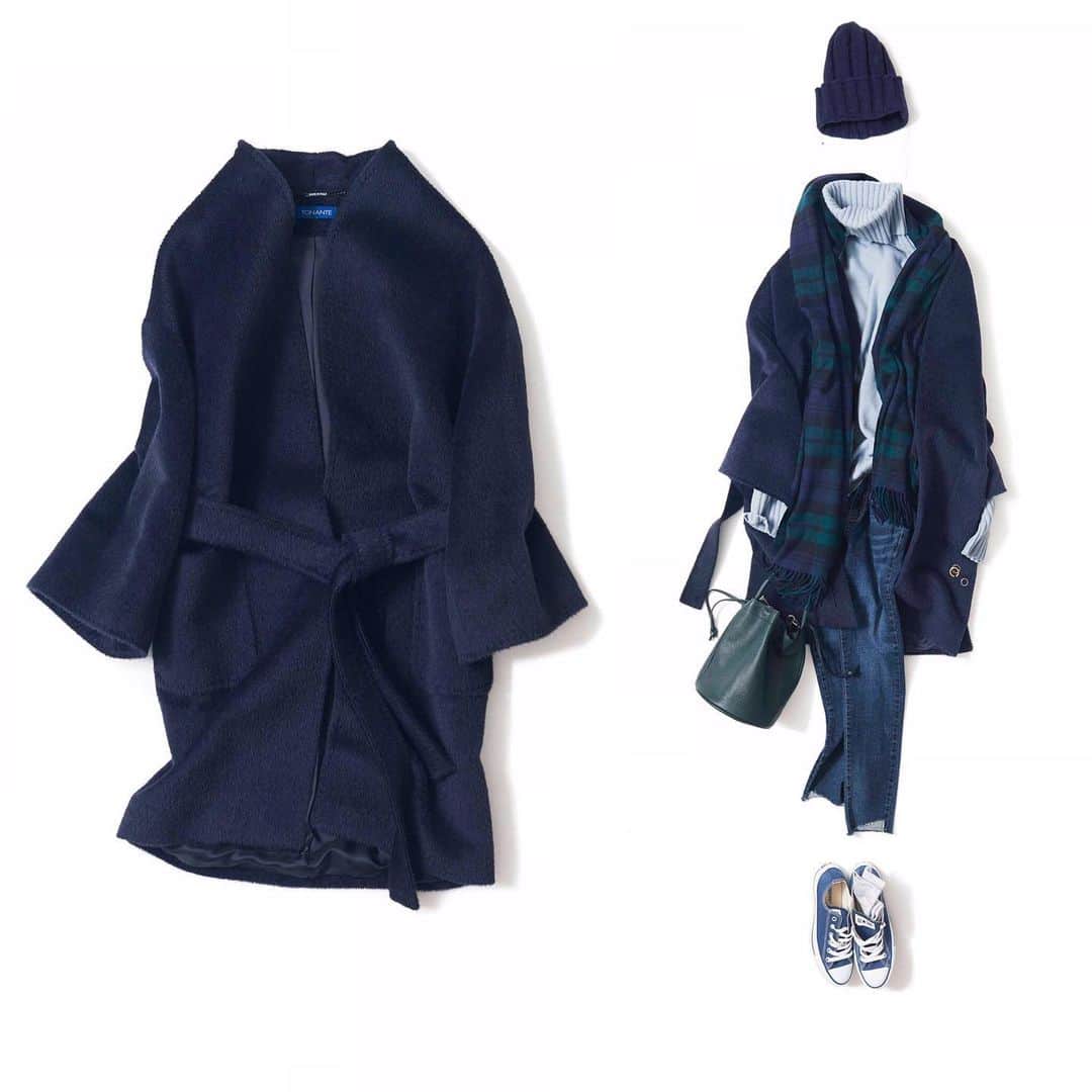 のインスタグラム：「. ♦️ 再入荷 ♦️ . ♦︎TONANTEトナンテ／ガウンコート(NAVY) ・ 標高3600ｍのアンデス地方に生息するラマの子供、ベビーラマとウールの天然素材を使用したガウンコート。 包み込むようなコクーンシルエット、ゆったりとした流れるような美しい袖のライン、そして、首に自然に沿うように少し立ち上がったネックラインが、エレガントで魅力的な一枚。 さらっと羽織るだけでなく、付属のベルトでウエストを絞るとまた違ったムードをお楽しみ頂けます。 シンプルなフォルムだからこそ素材の良さが更に際立ち、長く活躍できるコートです。 ・ #菊池京子 #kyokokikuchi #style #コーデ #coordinate #code #fashion #スナップ #snap #coordinate #ootd #wear #simple #happy #italy #coat #navy #秋冬 #outer」