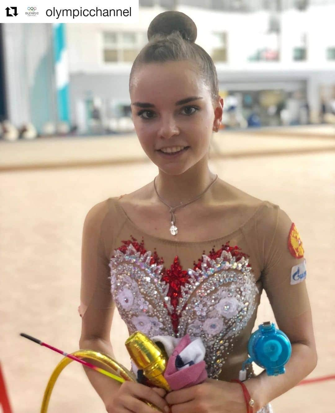 オリンピックさんのインスタグラム写真 - (オリンピックInstagram)「👉 @olympicchannel #Repost ・・・ We are in Baku for #RhythmicGymnastics World Championships and Dina Averina’s podium training is mesmerizing. Are you excited about tomorrow's competition? ⁠ ⁠ Stay with us to watch more. And follow the link in the bio to learn how the Averina twins wow audiences around the world.⁠ ⁠ #wchbaku2019」9月18日 23時06分 - olympics