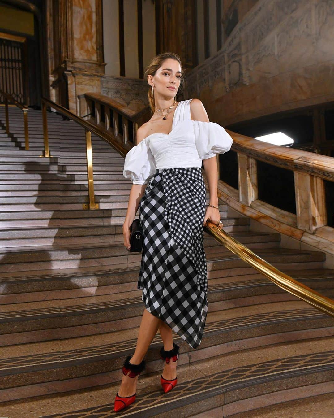 SELF PORTRAITさんのインスタグラム写真 - (SELF PORTRAITInstagram)「@chufy at our SS20 show wearing IVORY TAFFETA TOP with MONOCHROME GINGHAM PRINTED MIDI DRESS. So chic!  Link in story」9月18日 23時23分 - mrselfportrait