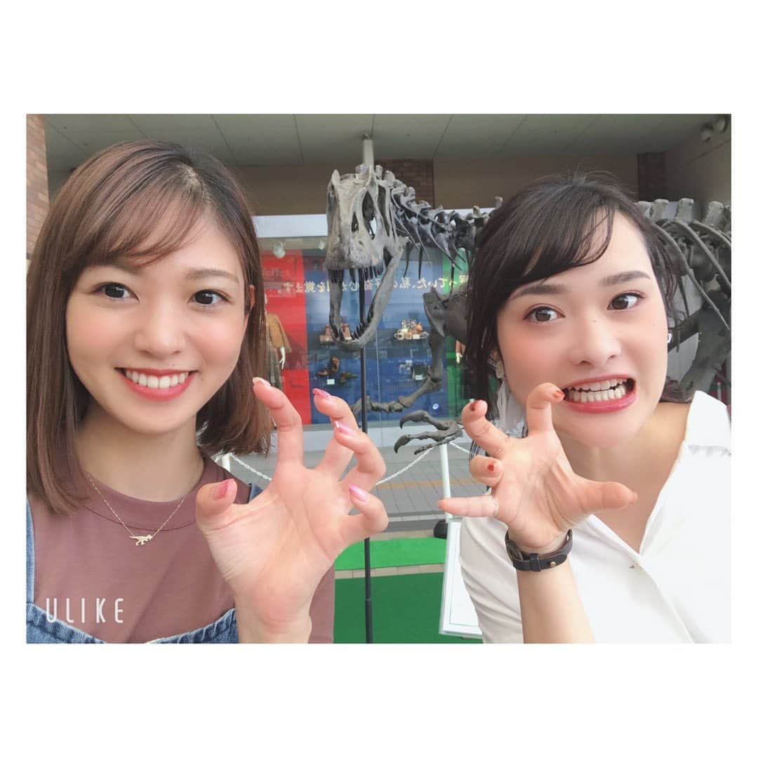 佐藤綾子さんのインスタグラム写真 - (佐藤綾子Instagram)「🦖gyaooooooo🦕﻿ ﻿ ﻿ きょうはお休みだったので宮﨑アナと恐竜ざんまい🙌﻿ ﻿ #アミュプラザ長崎 の #ながさき恐竜ミュージアム ！﻿ 福井の #恐竜博物館 からたくさんのグッズがお越しですよ！﻿ 恐竜好きの私と宮﨑アナ歓喜( ◜◒◝ )♡﻿ イヤリングとかTシャツとか大人カワイイグッズもたくさんありましたよ！買った！！﻿ ﻿ アロサウルスもかっこいいけど私はステゴサウルスに乗りたい﻿ ﻿ #恐竜 #dinosaur #かもめ広場﻿ #ncc #長崎文化放送 #長崎 #アナウンサー #宮崎真実 #宮﨑真実 #佐藤綾子﻿ #きょうからイベント走ります」9月18日 23時26分 - satoaya_ncc