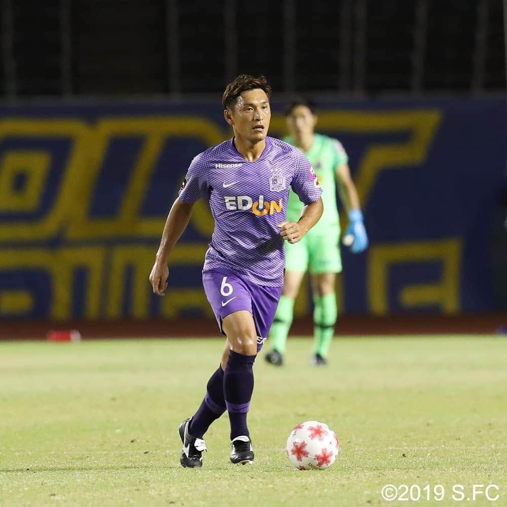 サンフレッチェ広島さんのインスタグラム写真 - (サンフレッチェ広島Instagram)「. ⚽天皇杯ラウンド16　試合結果⚽ サンフレッチェ広島　1-1　大分トリニータ 前半：0-1 後半：1-0 延長前半：0-0 延長後半：0-0 PK：9-10  延長、PK戦の末、惜しくもベスト8進出はなりませんでした。 平日ナイトゲームながらも、熱いご声援をありがとうございました。  #佐々木翔 選手 #渡大生 選手 #柴崎晃誠 選手 #荒木隼人 選手 #柏好文 選手 #青山敏弘 選手 #ハイネル 選手 #大迫敬介 選手 #sanfrecce #ICHIGAN」9月18日 23時42分 - sanfrecce.official