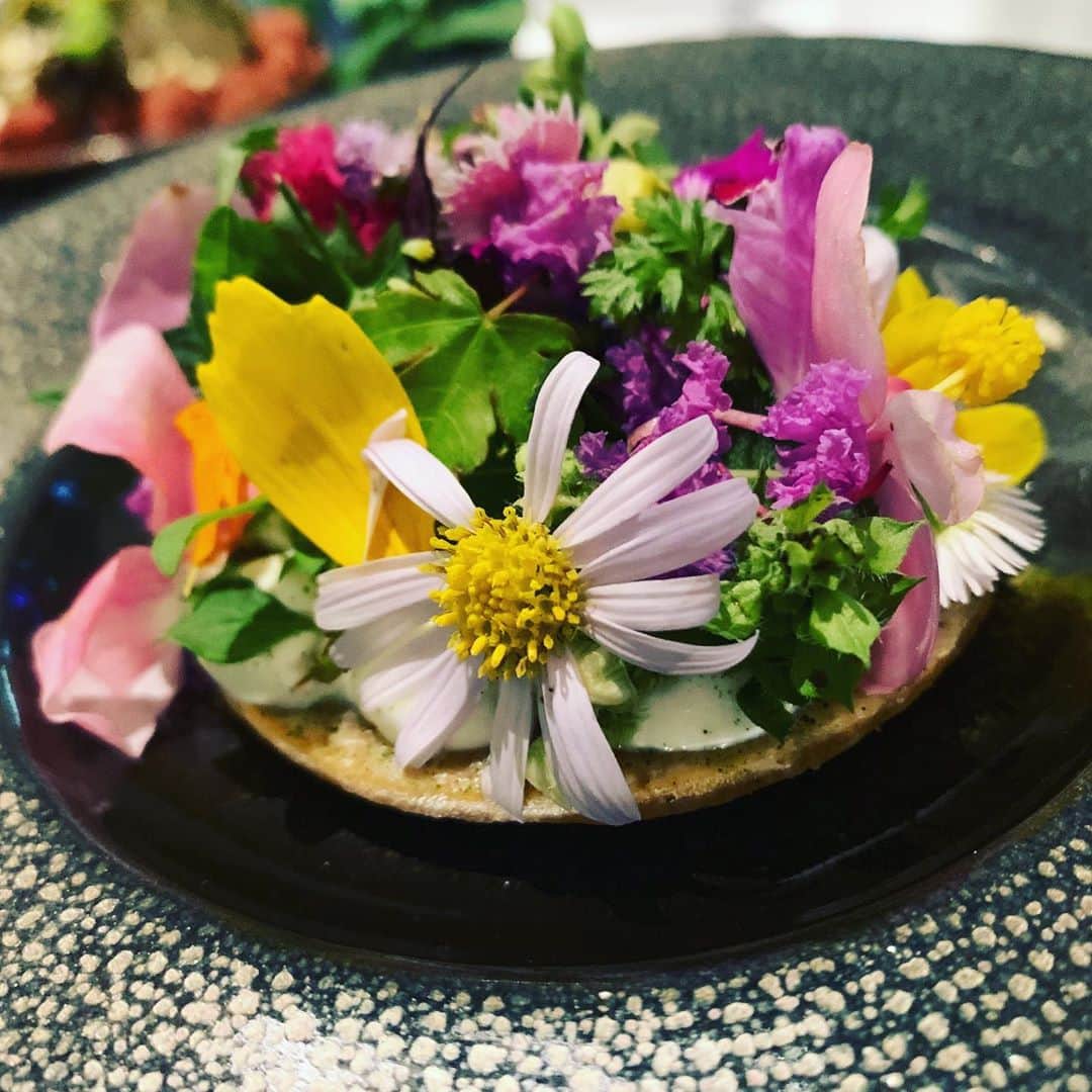 牛窪万里子のグルメインスタ