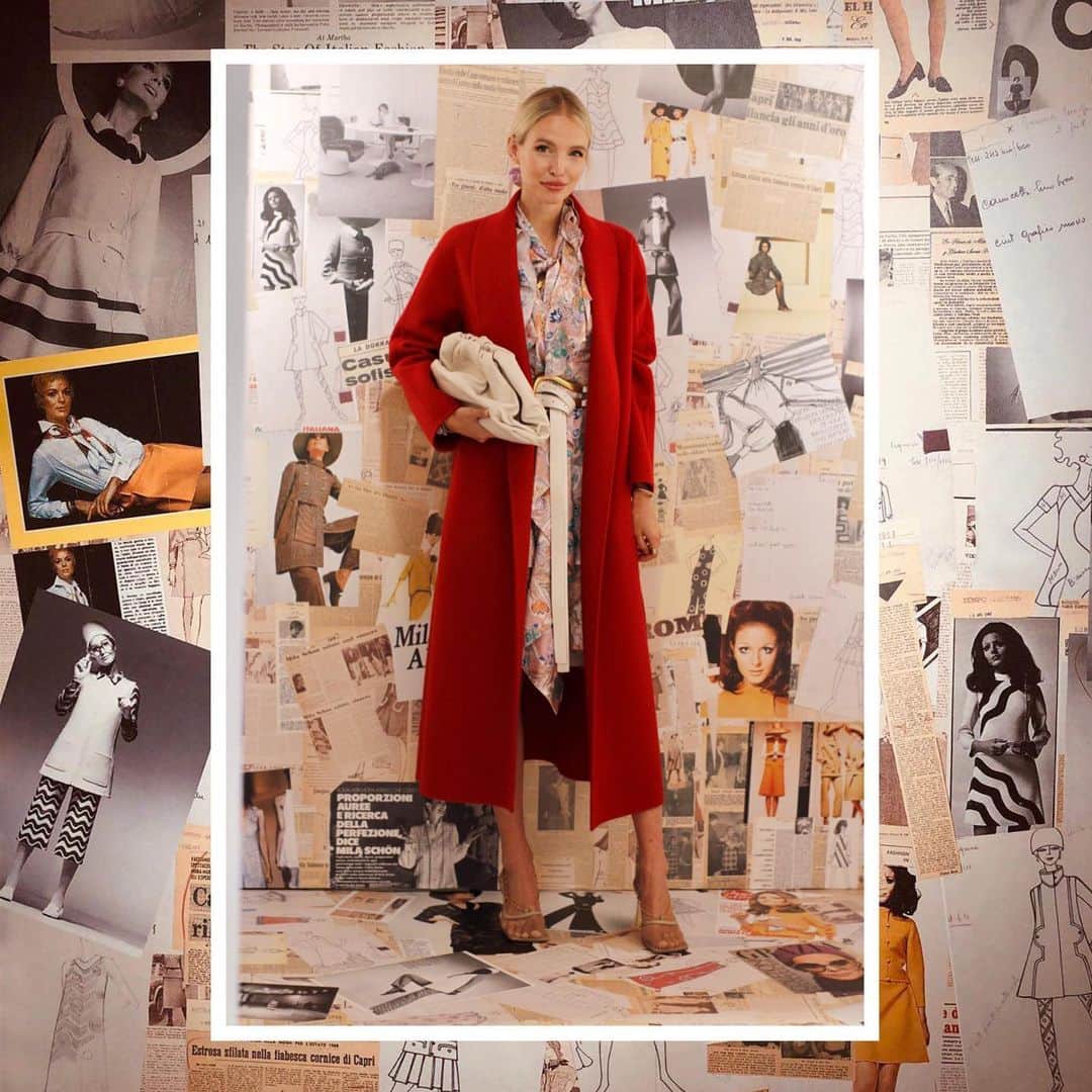 のインスタグラム：「@leoniehanne loves Mila ❤️ #milaschon #welovemila #houseofmilan」
