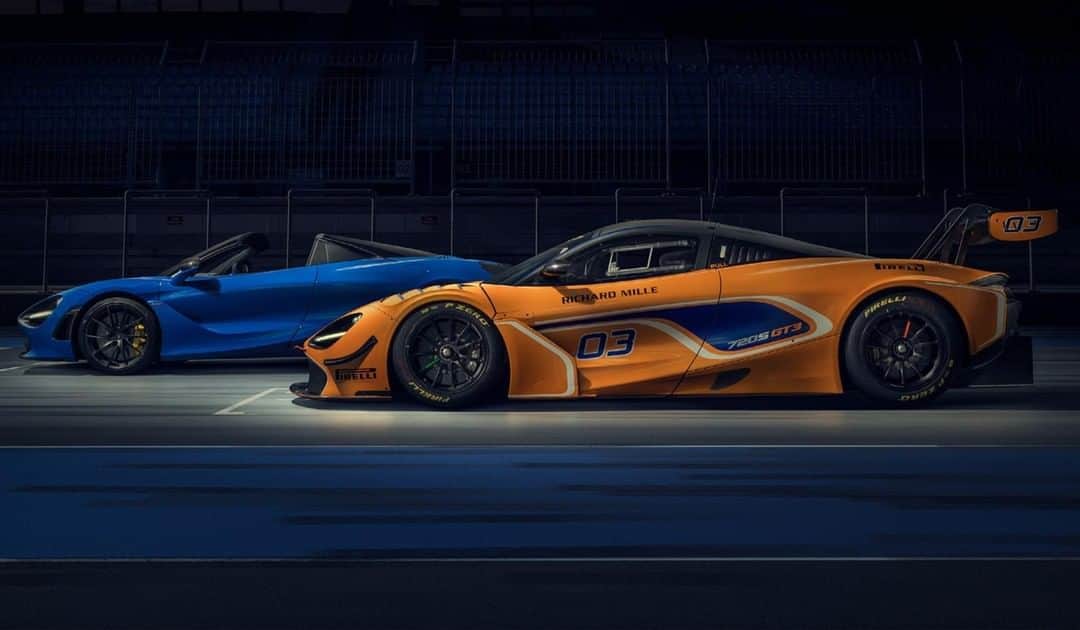 McLaren Automotiveさんのインスタグラム写真 - (McLaren AutomotiveInstagram)「The 720S GT3 is largely a bespoke machine built for the track, yet it remains very much a McLaren 720S because of the lightweight MonoCage II carbon fibre chassis at its core. Stiff, safe, but also lightweight, it’s why McLaren pioneered carbon composite construction in Formula 1™ in 1981, and why every McLaren road car – and every Formula 1™ car – now follows this innovative carbon fibre recipe.  Want more racing? Follow @mclaren_customerracing」9月19日 1時21分 - mclarenauto