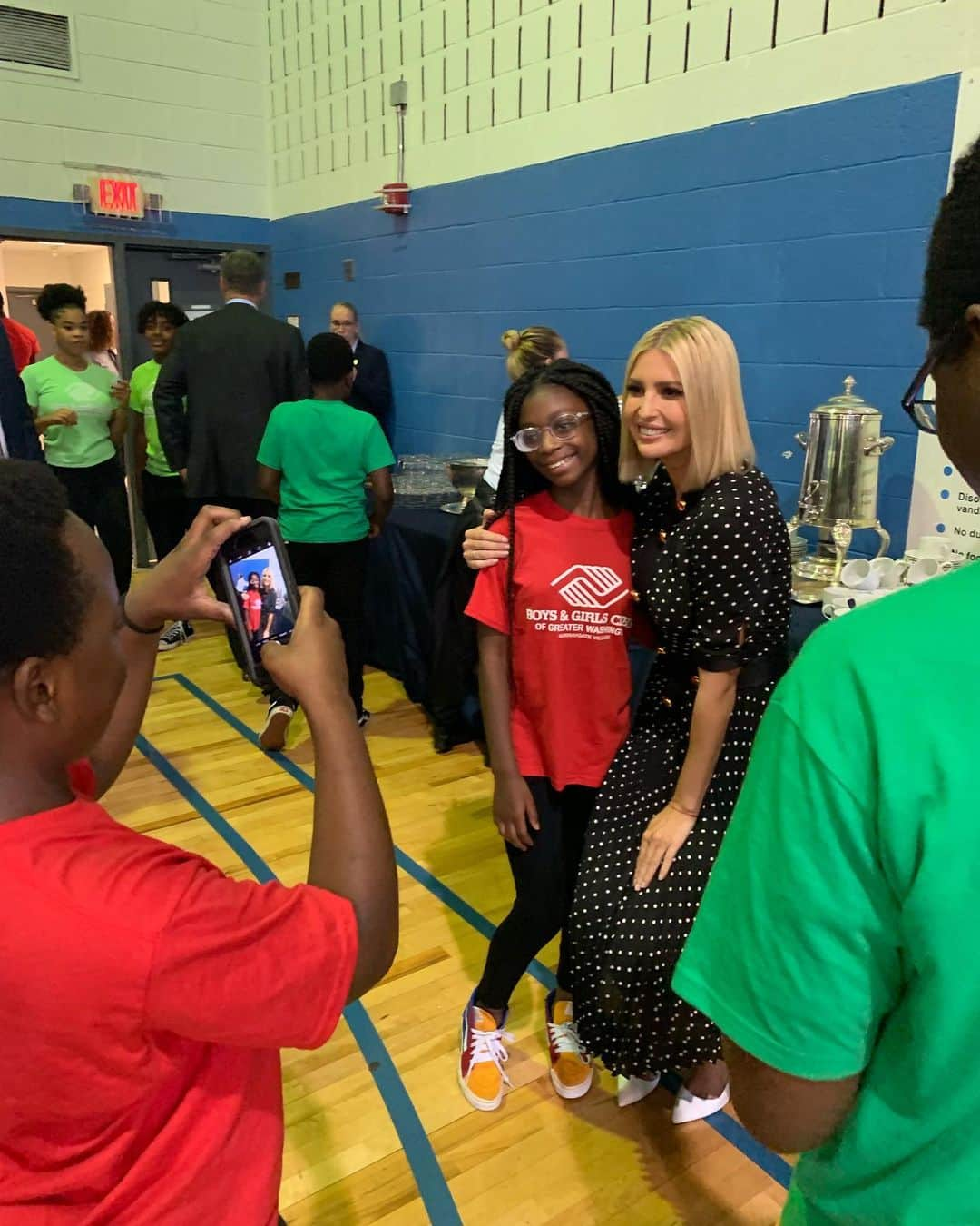 イヴァンカ・トランプさんのインスタグラム写真 - (イヴァンカ・トランプInstagram)「Wonderful starting the morning at the Boys and Girls Club of Greater Washington.  Spending time with America’s youth leaves one feeling incredibly optimistic about the future of this great country!」9月19日 1時24分 - ivankatrump