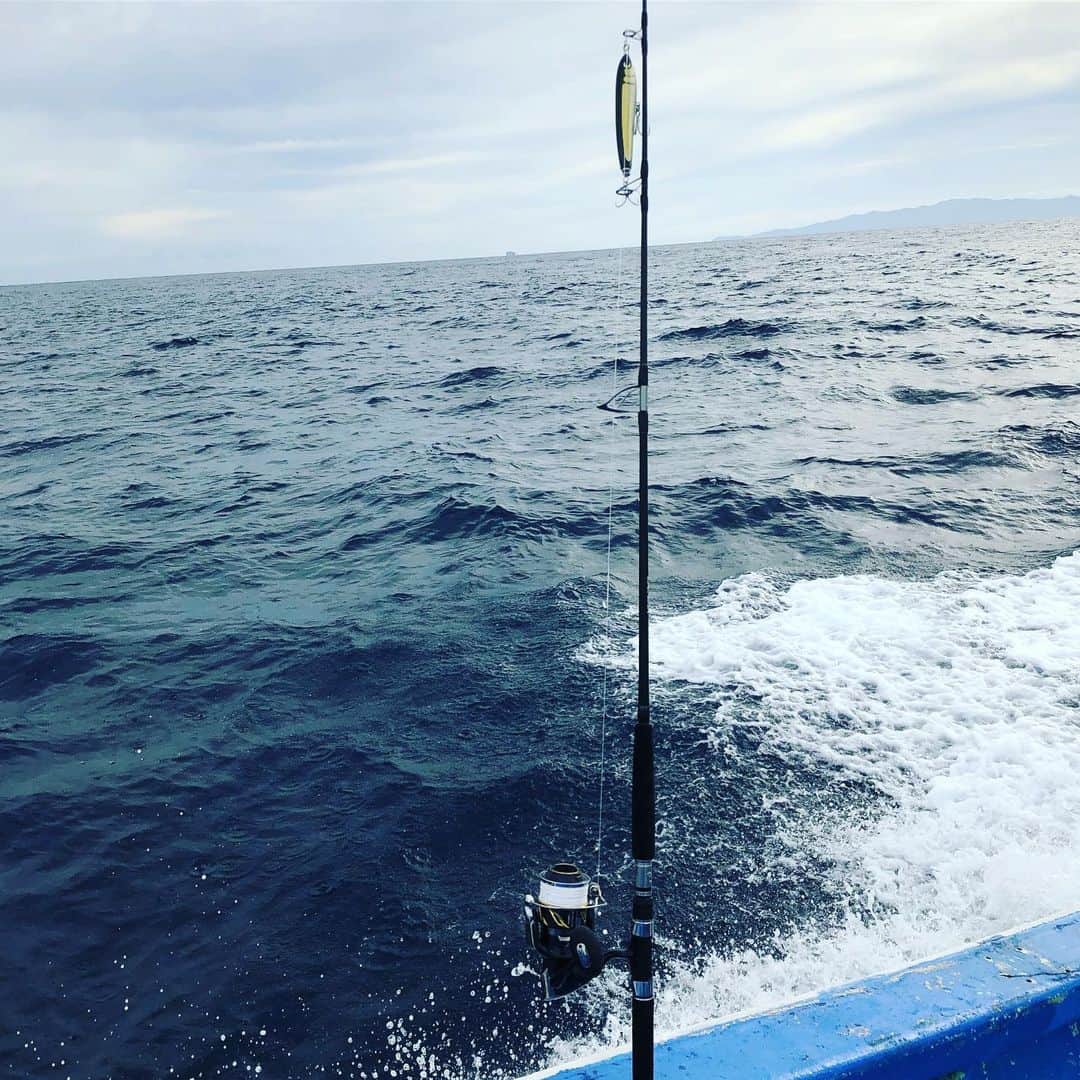 田中秀幸のインスタグラム：「出港！#青森 #津軽 #津軽海峡」