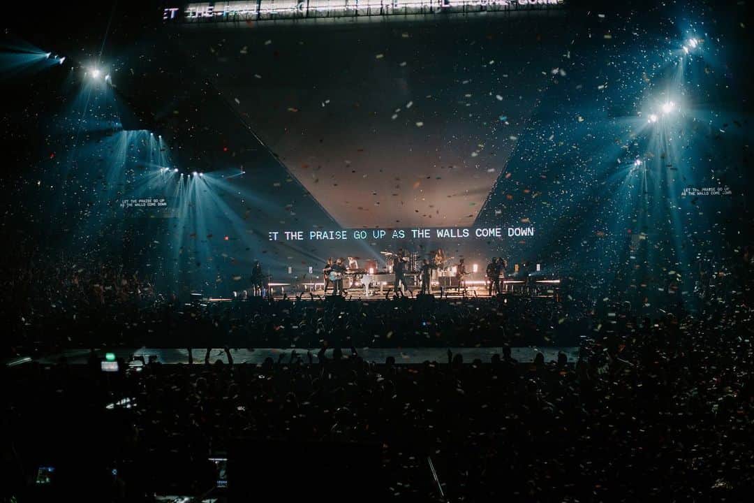ユナイテッドのインスタグラム：「The People Tour — Honolulu, HI (Night One)」