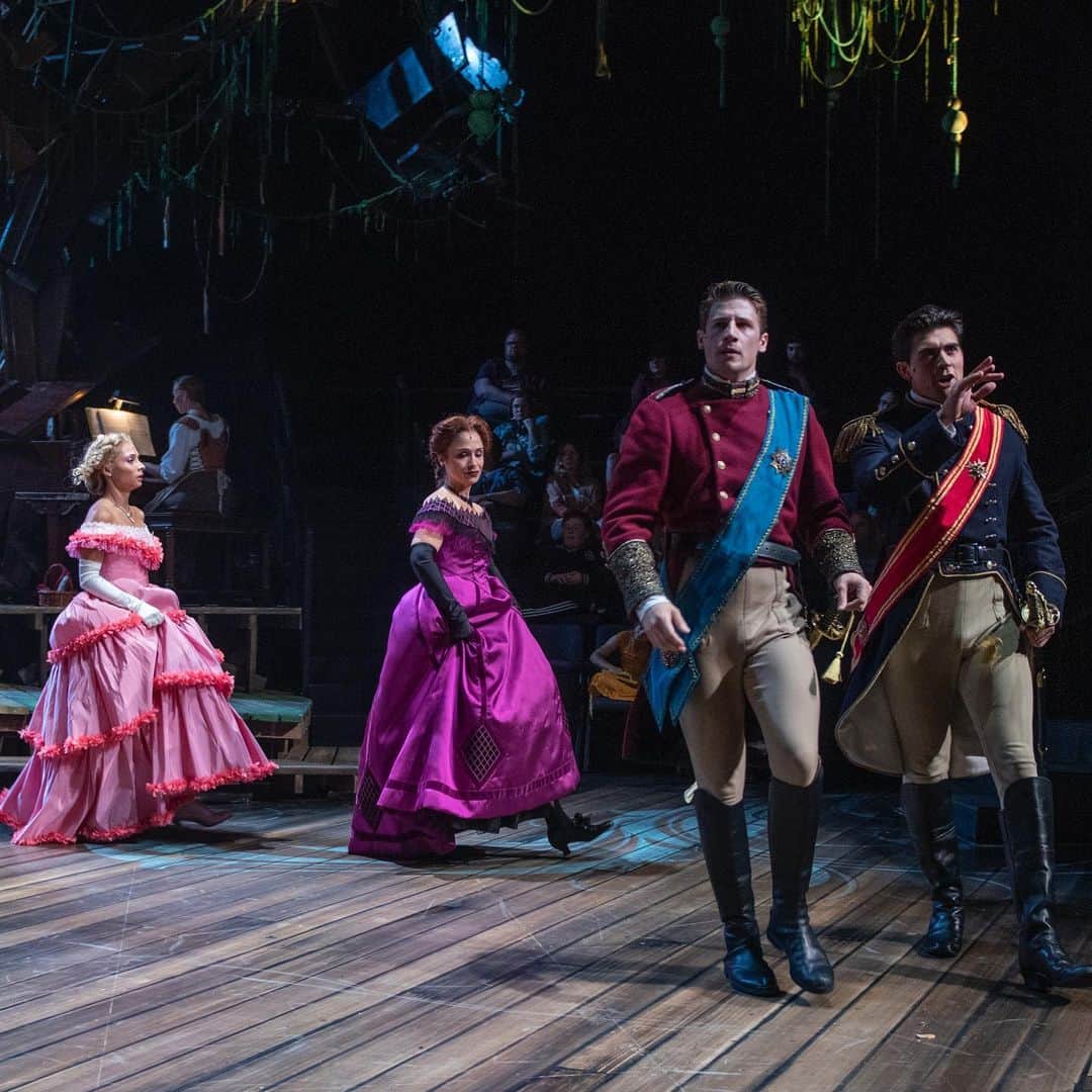 アレックス・ブノワのインスタグラム：「“Come Brother! I seek discounted tickets!” Looking for a discount for the last week of Into the Woods at Writers Theatre? Shoot me a DM! #IntoTheWoodsWT」