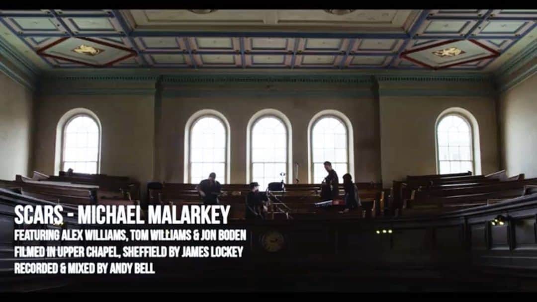 マイケル・マラーキーのインスタグラム：「Stripped-back recording of my song ‘Scars’ in a Chapel with @aawilliamsmusic @t_dubz_bass - and featuring a very special guest @boden_jon on the fiddle - is available to watch now - link in bio! Thanks to @hudson_records for arranging x」