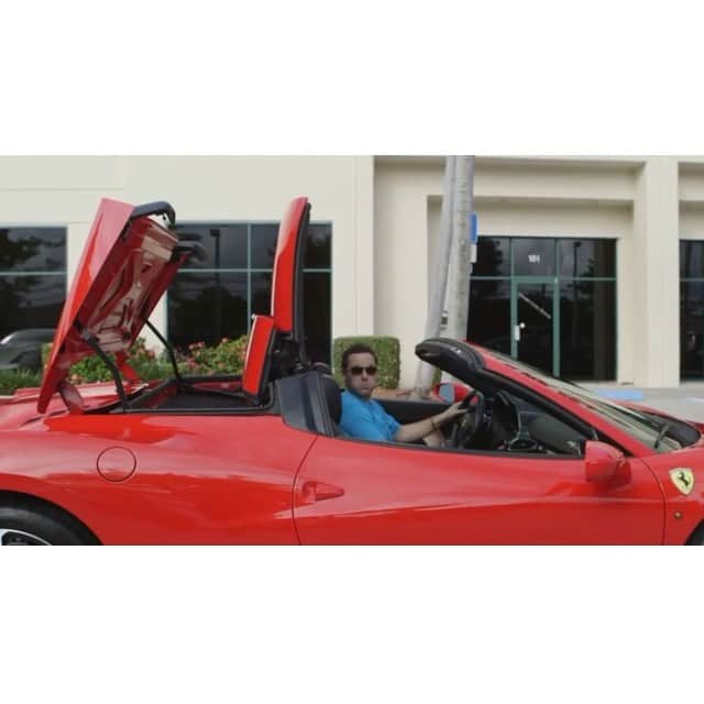 ティモシー・サイクスのインスタグラム：「I’ve been SO blessed to able to fulfill my childhood dream of buying all my favorite cars, but NOTHING compares to what I’m about to do next…$100 for the first person who can guess my next car, leave your guess below! #jewrari #jewclaren」