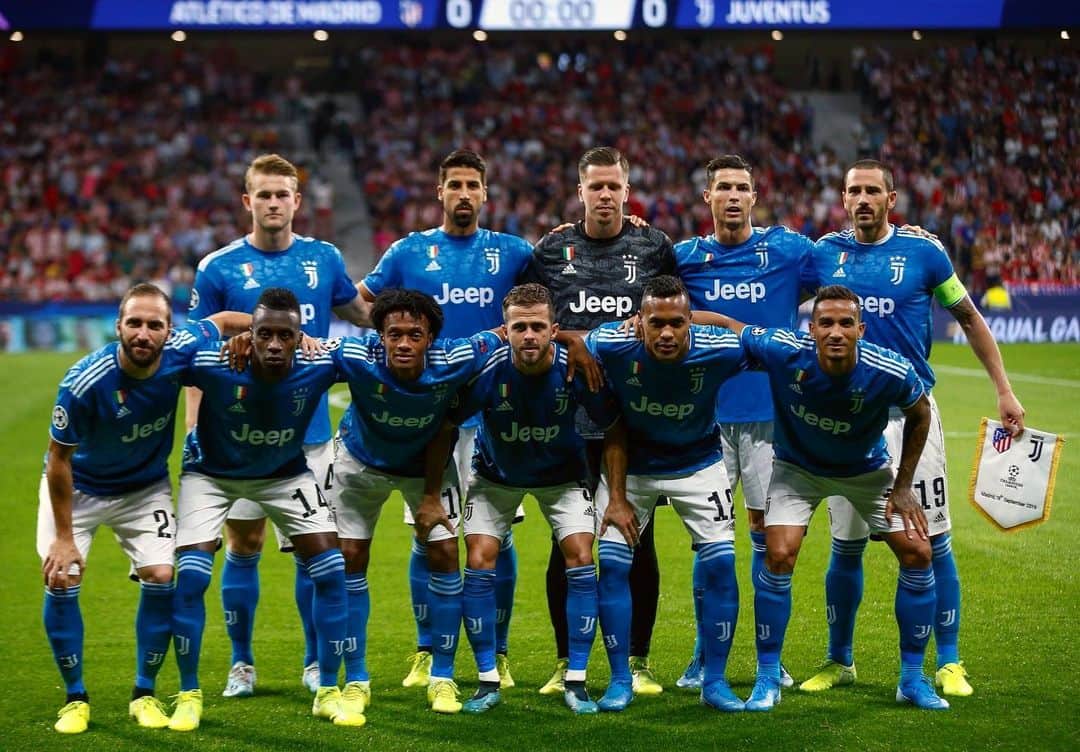 ヴォイチェフ・シュチェスニーのインスタグラム：「Taking home a tough point from Madrid. Now we shift our focus back to the league 💪  #finoallafine #UCL #AtletiJuve」