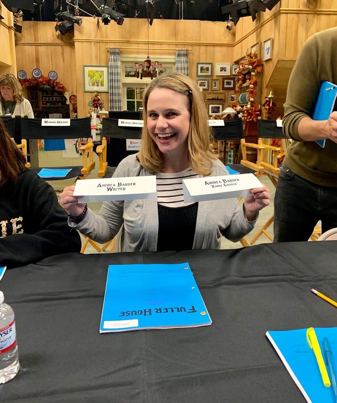 アンドリア・バーバーさんのインスタグラム写真 - (アンドリア・バーバーInstagram)「Sweet cheese, my first table read as the writer! 🖊🎬」9月19日 8時27分 - andreabarber