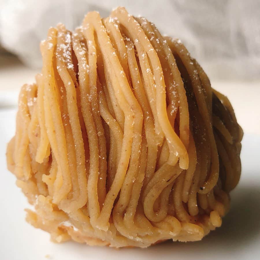 里井真由美のグルメインスタ