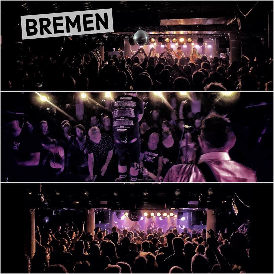 Zebraheadさんのインスタグラム写真 - (ZebraheadInstagram)「Bremen!! Thanks for another sold out show on a fucking Wednesday!!! Tomorrow we're in Kõln at Kantine!!! Let's do shots!!!! #Zebrahead #braininvaders #evhgear #deanmarkley #bremen #cologne #kantine」9月19日 9時31分 - zebraheadofficial