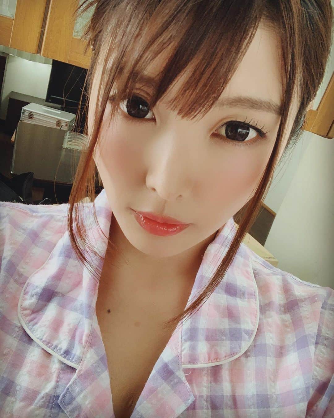 新村あかりのインスタグラム：「パジャマ💖」