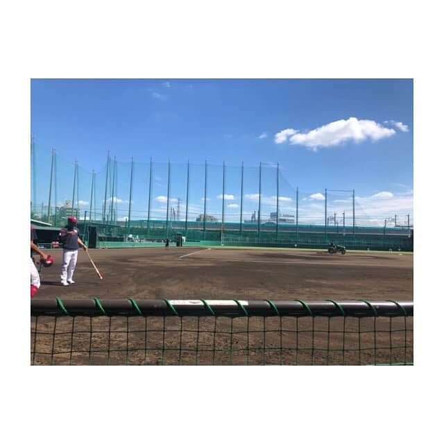 羽村亜美さんのインスタグラム写真 - (羽村亜美Instagram)「本日はロッテ浦和球場へ！ 10月、宮崎で開催予定の ファーム選手権のリポートのお仕事があるため  ロッテvs楽天  の #イースタン首位攻防戦  へ！  #はやぶさ  #塩川コーチ ノック  いろーーーーーーーーーーーーーーーーーーーーんなかたに 会えて 嬉しい1日」9月19日 21時52分 - amihamura