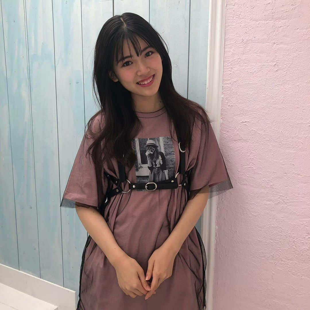 新潮社「ニコラ」さんのインスタグラム写真 - (新潮社「ニコラ」Instagram)「毒ガーリーです💗🖤 個性的なハーネスの形が可愛いのだ☺︎ . tops＿ROJITA harness＿弘大のお店  #小林花南 #カナミ #ニコモSNAP #ニコモ #ニコラ #nicola #中学生 #jc3 #今日のコーデ #きょコ #お洒落さんと繋がりたい」9月19日 20時34分 - nicola_snap